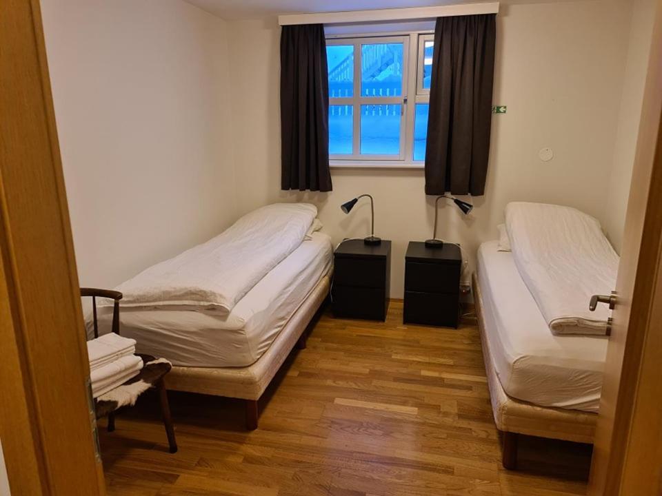 Laekjargata Apartment Akureyri Buitenkant foto
